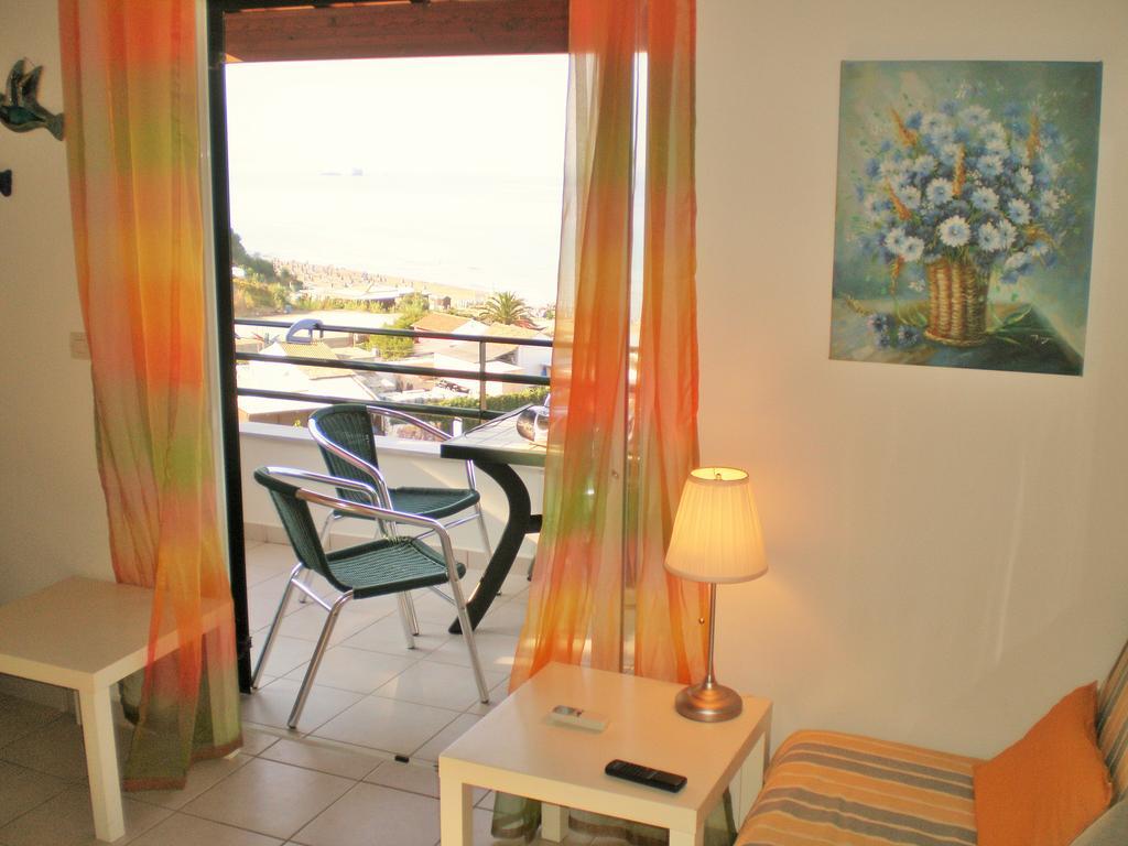 Menigos Resort - Διαμέρισμα Αριθμός 168 ペレカス エクステリア 写真